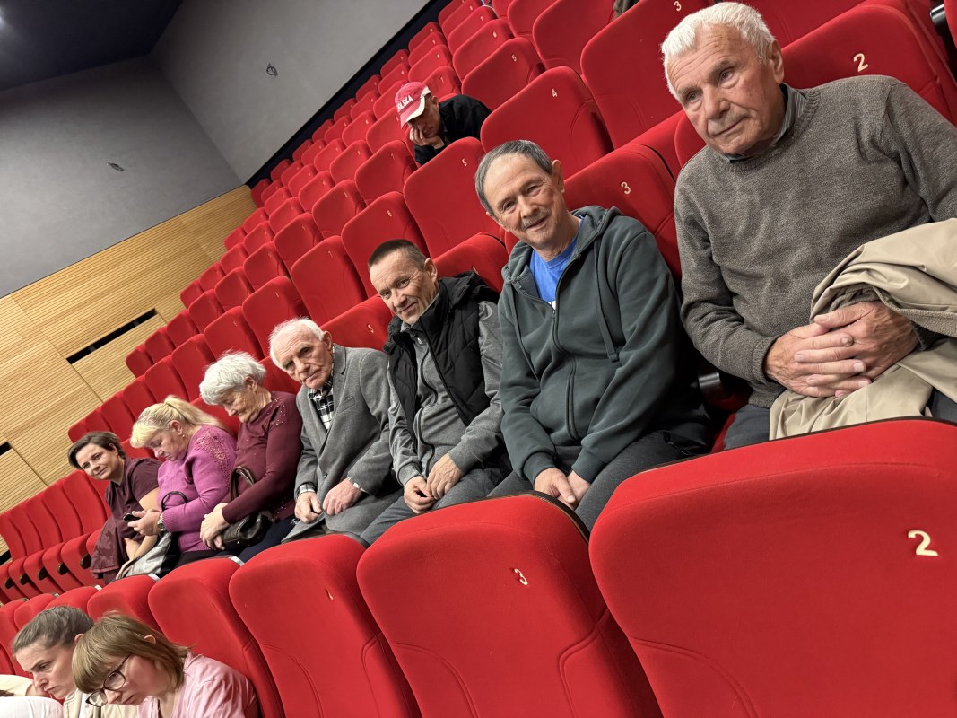 Wspólny wyjazd do kina w Lubaczowie – zdjęcie 1